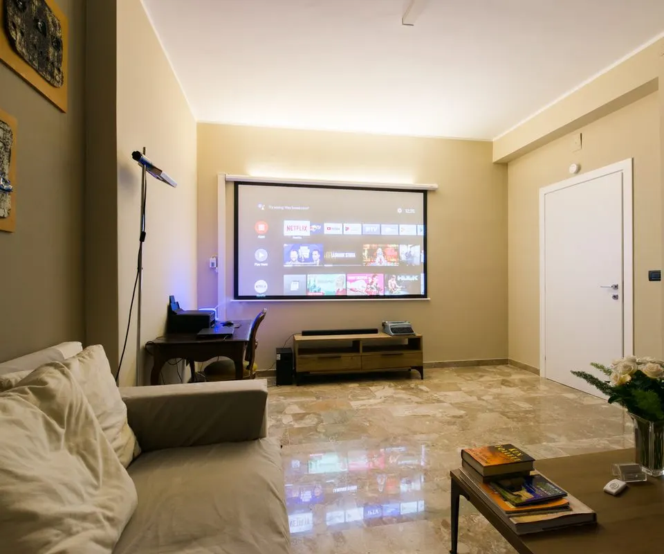 Home cinema con videoproiettore – Attico Panoramico, casa vacanze a Milazzo